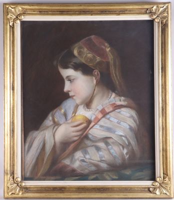 tableau représentant une femme tenant un fruit dans sa main droite