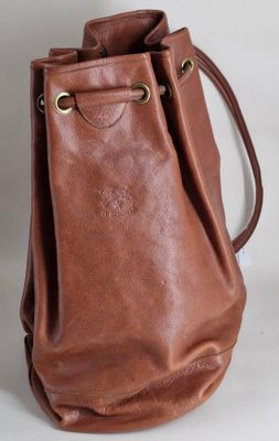 Il BISONTE, Sac en cuir marron, signé (marques d'usage) H.