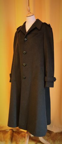 TED LAPIDUS Paris – Grand manteau over size en laine vert foncé. ...