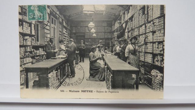 Aubusson : Maison MOTHE. HM 584. TBE.