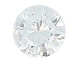 un gros plan d'un diamant blanc sur fond blanc