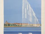 une image représentant la couverture d'un magazine avec la photo d'un bâtiment en arrière-plan