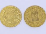 deux souverains d'or, dont l'un porte des armoiries et l'autre un bouclier