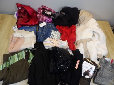 MODE FEMME Taille 40/42/L 15 Pcs dont Promod - Giovanni - Sp…