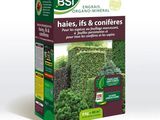 the box contains a variety of herbs and condiments