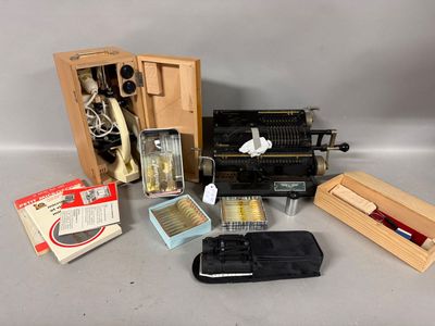 many different items that are sitting on a table