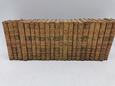 un coffret de douze livres de la Bible