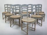 lot de six chaises de salle à manger peintes, avec coussins de dossier en rotin