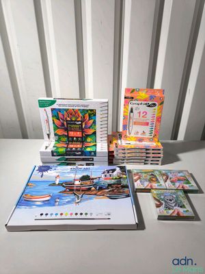 un grand nombre de livres posés sur une table