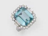 une bague aigue-marine et diamant