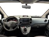 a picture of a car dashboard with a view of the dashboard