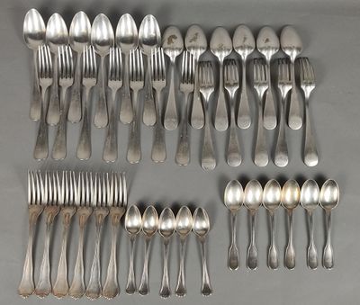 CHRISTOFLE. Lot comprenant : 12 couverts, modèle Fidelio, ch… - Photo 1