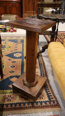 Sellette carrée en bois rustique