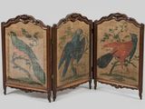 paravent à trois panneaux orné de peintures représentant des oiseaux et des fleurs