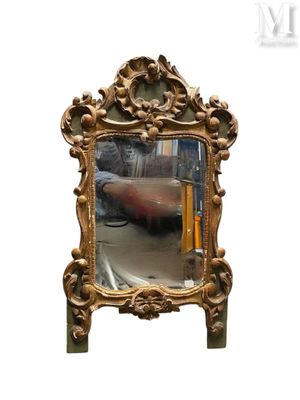 Miroir XVIIIᵉ siècle dans un cadre en bois sculpté et laqué …