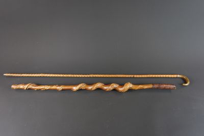 Canne en bois souple et pommeau en corne.