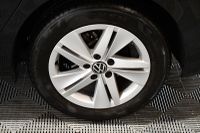 VP VOLKSWAGEN GOLF VIII 1.5 E-TSI 130ch MHEV LIFE PLUS DSG -… (photo 6)