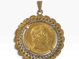 l'image d'une pièce d'or ornée d'une couronne