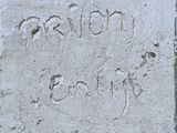 a cement block with writing on it that says, ' i am sorry '