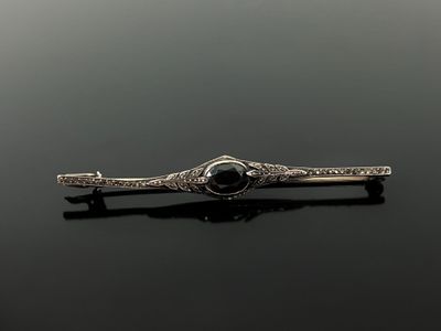 Broche en argent 800 millièmes poinçon charançon ornée de ma…