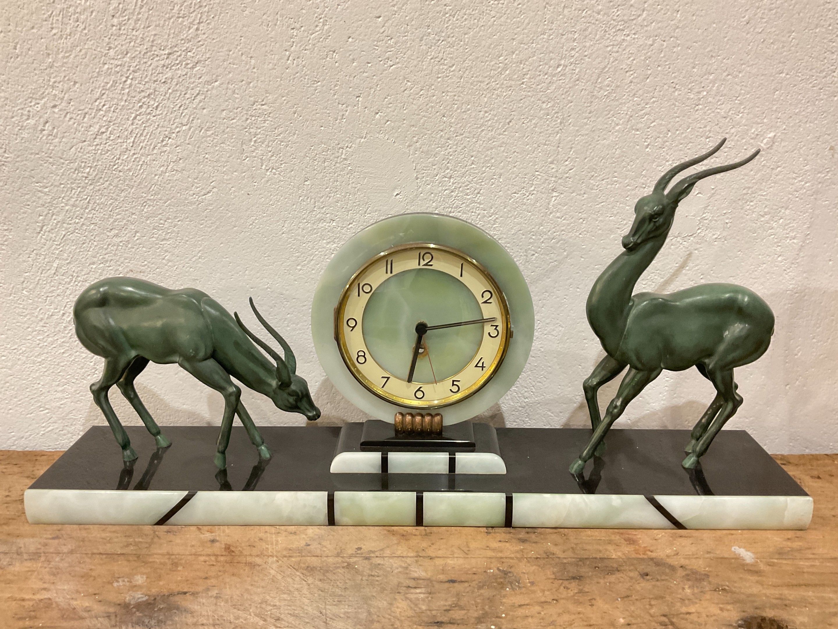 Objets d'art & Curiosités