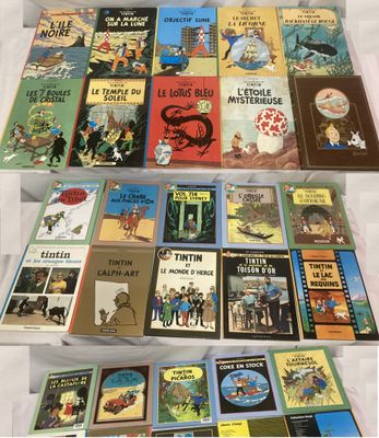 un grand nombre de livres posés sur une table