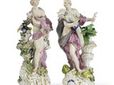 paire de figurines en porcelaine représentant une femme et un homme