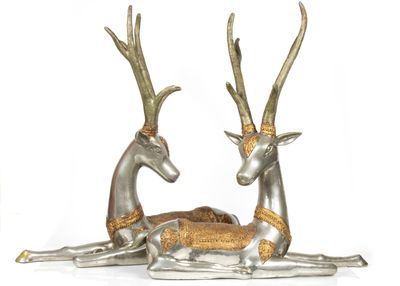 TRAVAIL DU XXE Paire de cerfs en métal doré et argenté H : 7…