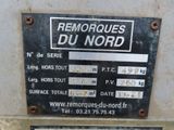 a sign on the side of a machine that says remorques du nord