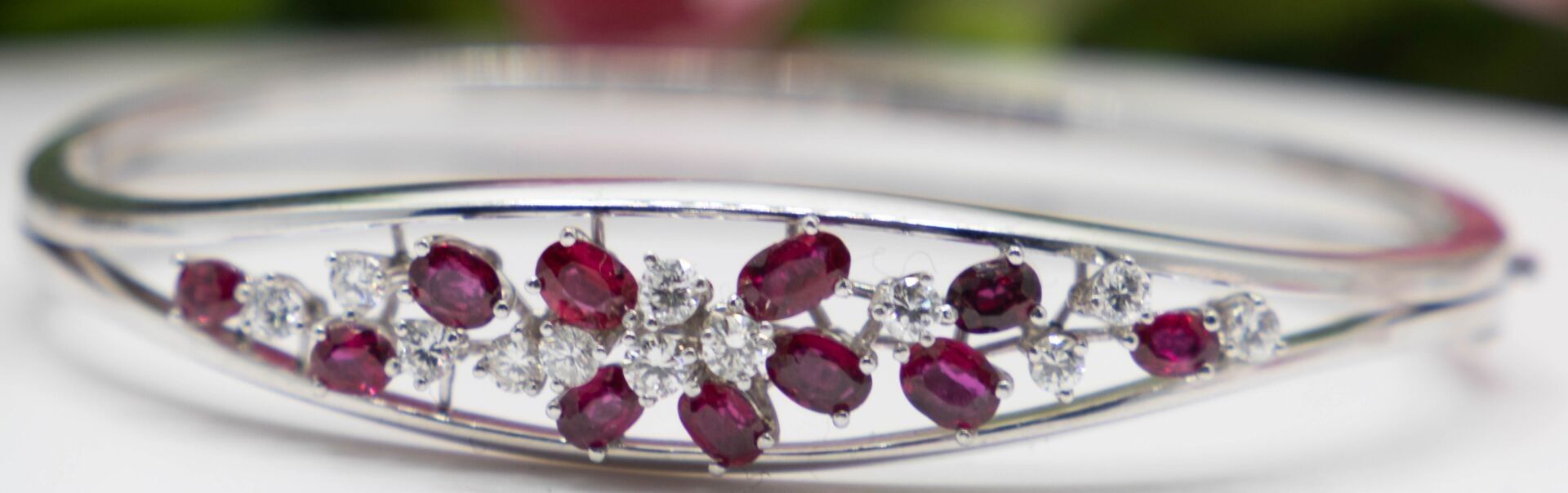 Bijoux & Pierres Précieuses