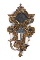 Paire de plaques à fond de miroir en bois sculpté, mouluré e… (photo 2)