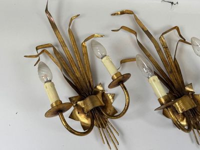 paire d'appliques murales en laiton ornées de fleurs et de bougies