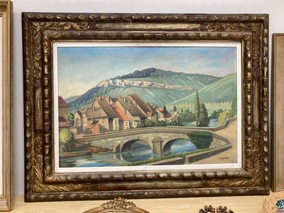 un tableau représentant un pont au-dessus d'une rivière, à côté d'un tableau représentant une ville