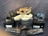 plusieurs paires de chaussures pour femmes et une paire de pantoufles pour femmes