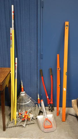 OUTILS WOLF Multifionctions – 2 manches et 15 accessoires. Joint ...