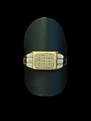 une image représentant une bague en or ornée d'un sceau