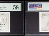 trois timbres sur lesquels figurent un homme et une femme