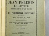 un vieux livre avec un titre en noir et blanc