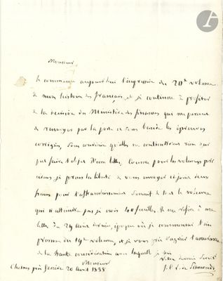 une photo en noir et blanc d'une lettre écrite à la main sur une feuille de papier