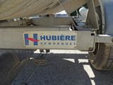 a sign that says hubbie remorouue on the back of a boat