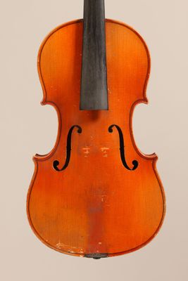 Violon 3/4 ; portant étiquette apocryphe Jean Baptiste Vuill…