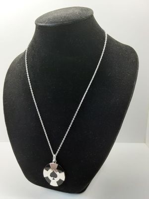 Pendentif circulaire en argent et résine avec chaîne en arge…