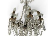 lustre en verre et en métal avec un socle en bois