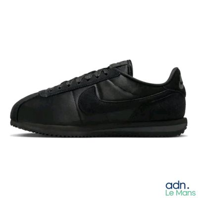 Nike Classic Corte Low en cuir noir