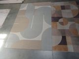 a rug that is laying on the floor in the room