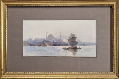une image représentant un tableau où l'on voit un bateau sur un plan d'eau, avec une mosquée en arrière-plan