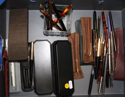 Lot de stylos dont Sheaffer's, Parker, et divers - Photo 1