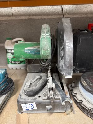 1 scie circulaire HITACHI