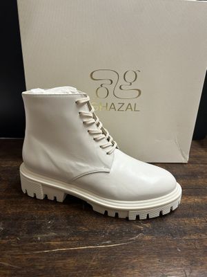 Lot de 20 paires de bottines de la marque GHAZAL - modèle Mi…