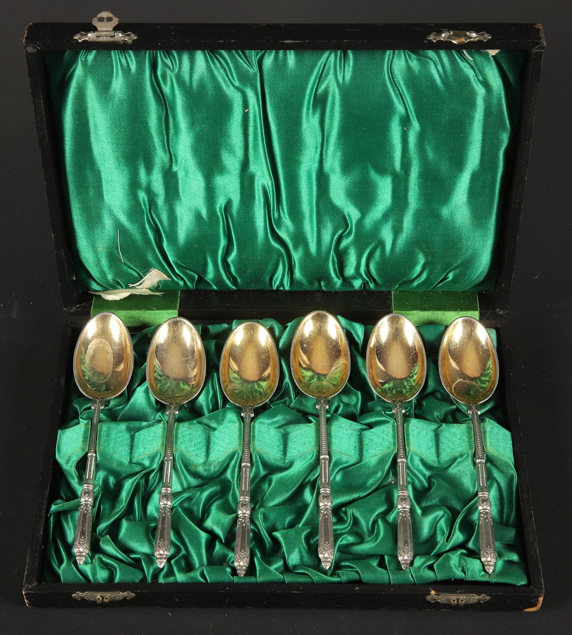 Objets d'art & Curiosités